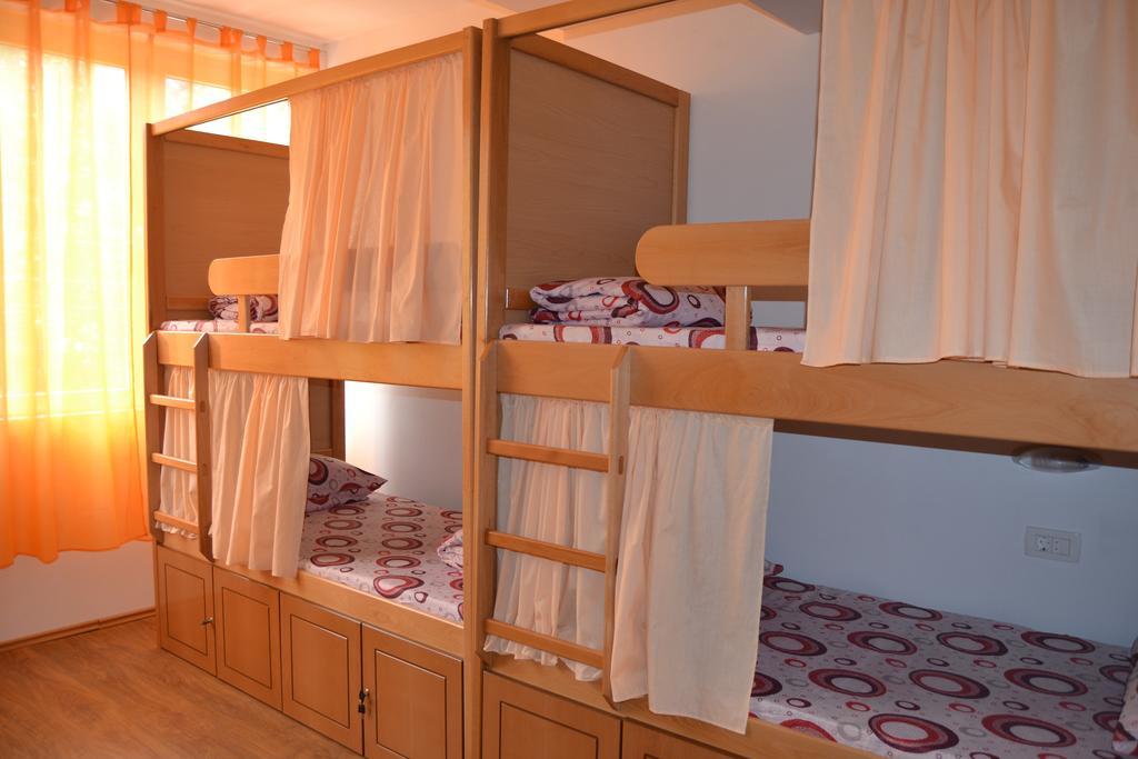 Hostel Valentin 2 Szkopje Szoba fotó