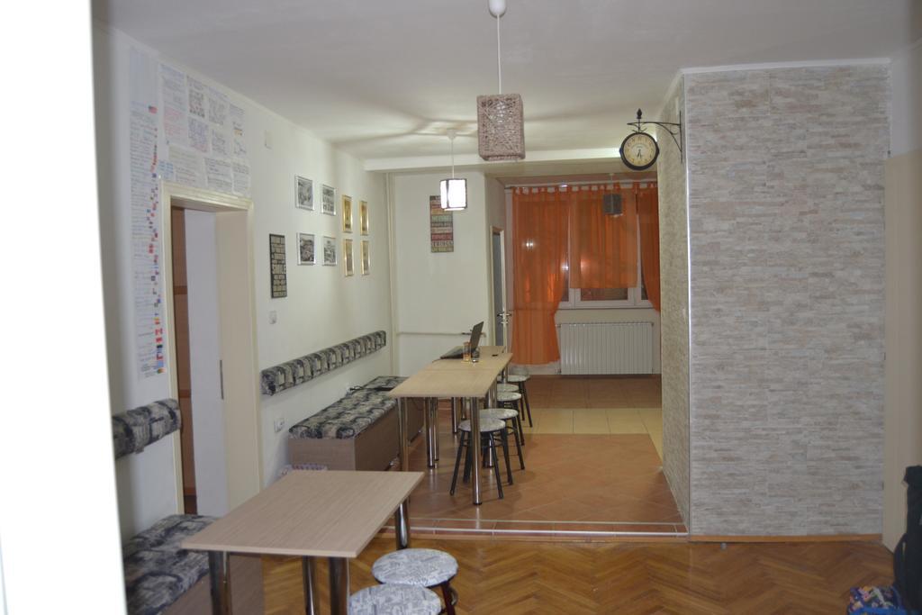 Hostel Valentin 2 Szkopje Kültér fotó
