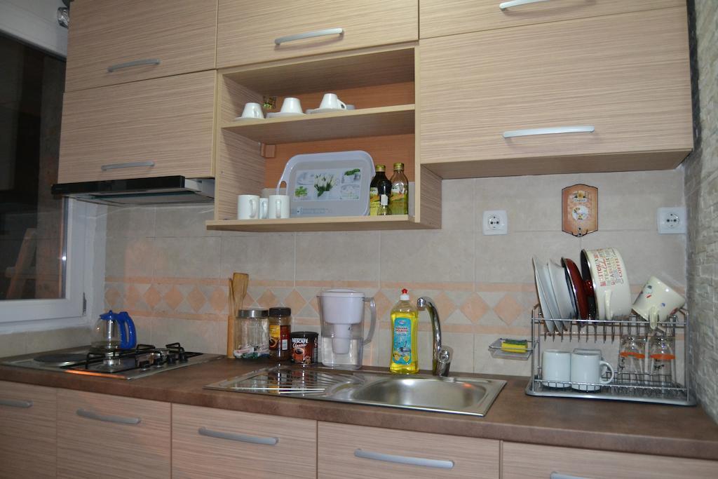 Hostel Valentin 2 Szkopje Kültér fotó