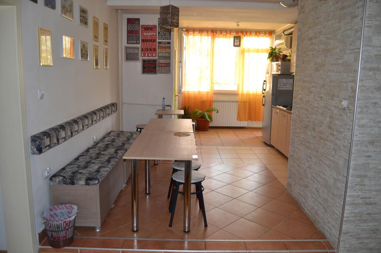 Hostel Valentin 2 Szkopje Kültér fotó